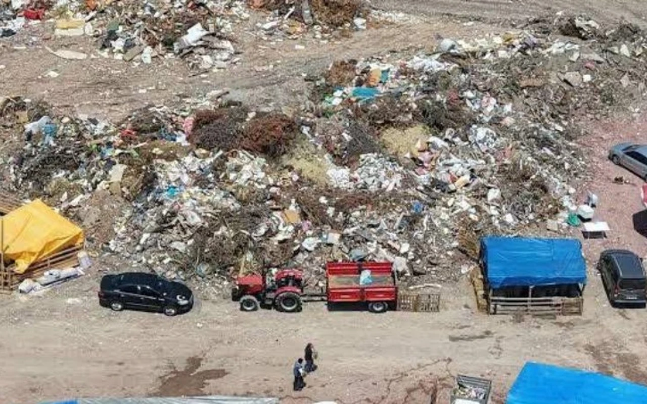 İzmit Belediyesi yönetimi hakkında tartışmalar büyüyor