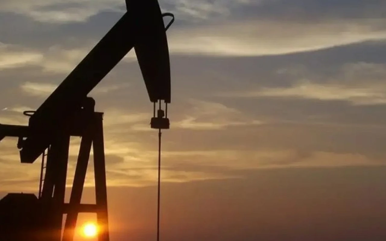 İsrail İran saldırısı petrol fiyatlarını yükseltti