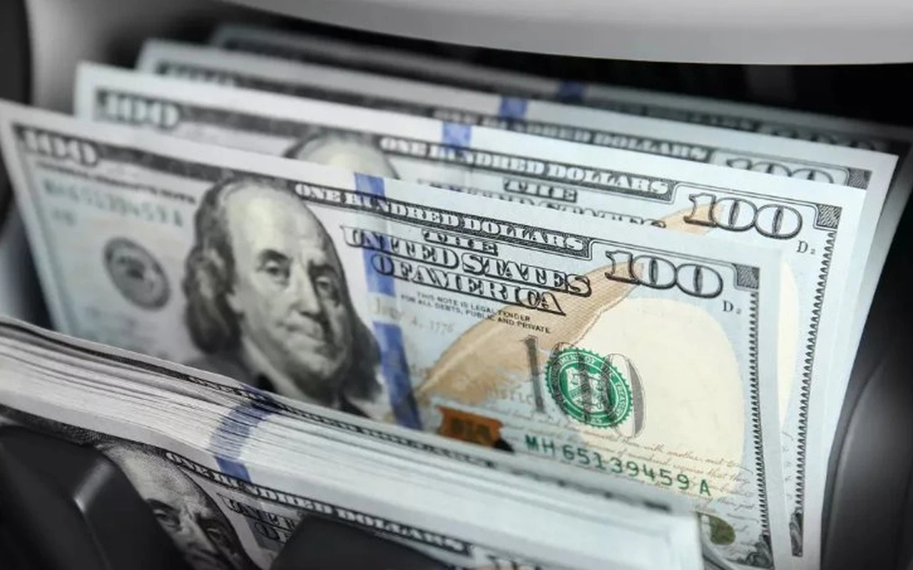 Bayram sonrası dolar kuru rekor seviyeye yükseldi