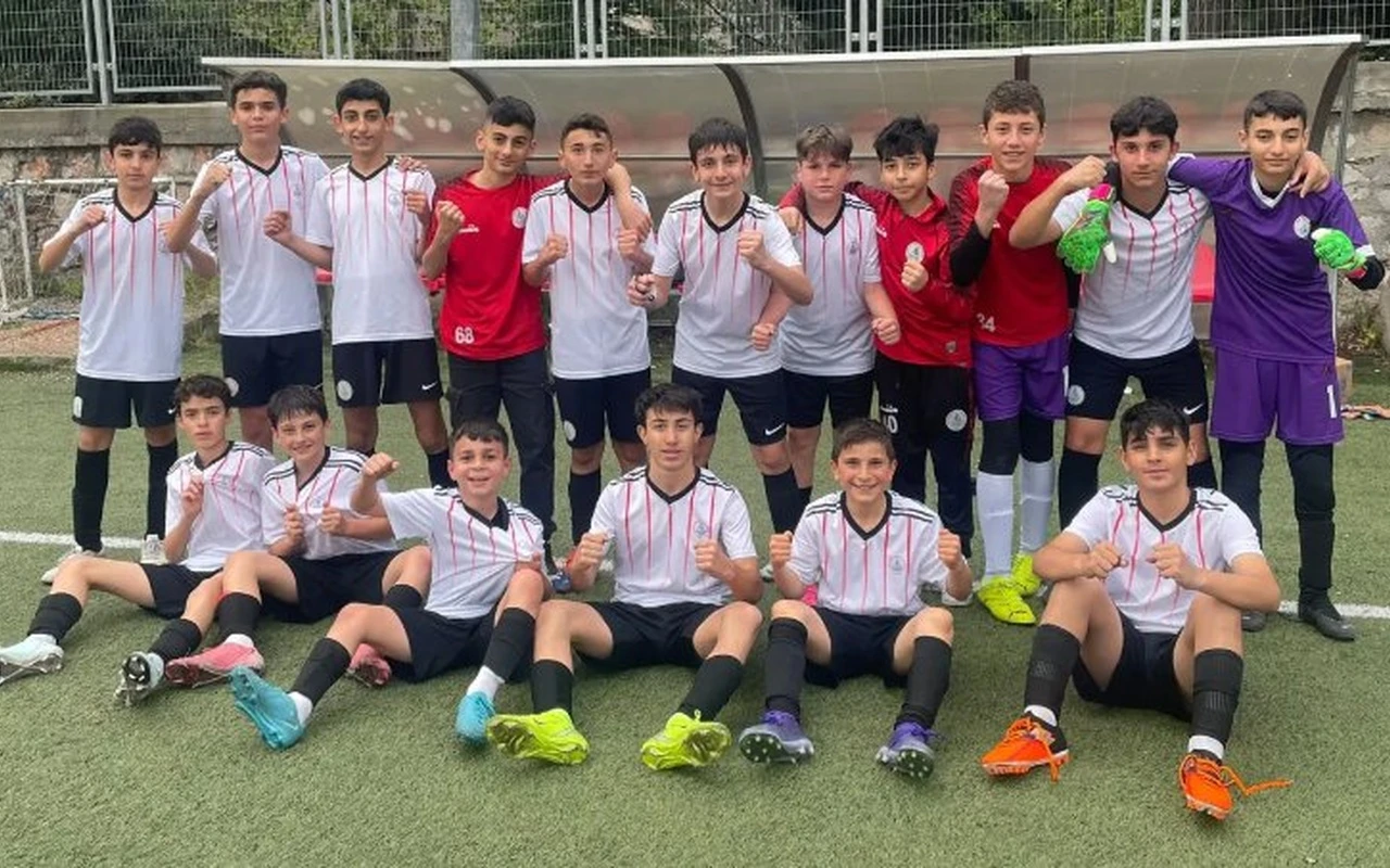 Körfez Gençlerbirliği U13 takımı namağlup şampiyon oldu