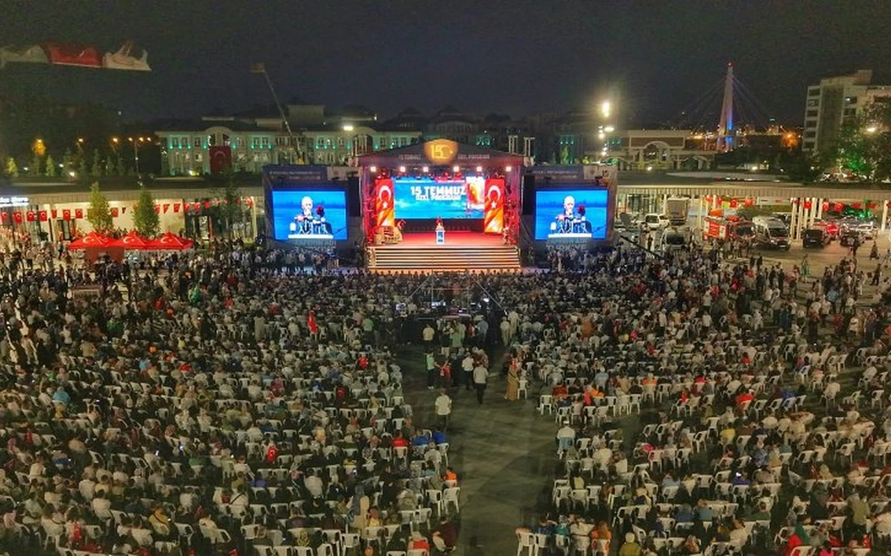 Milli İrade Meydanı darbe girişimini andı