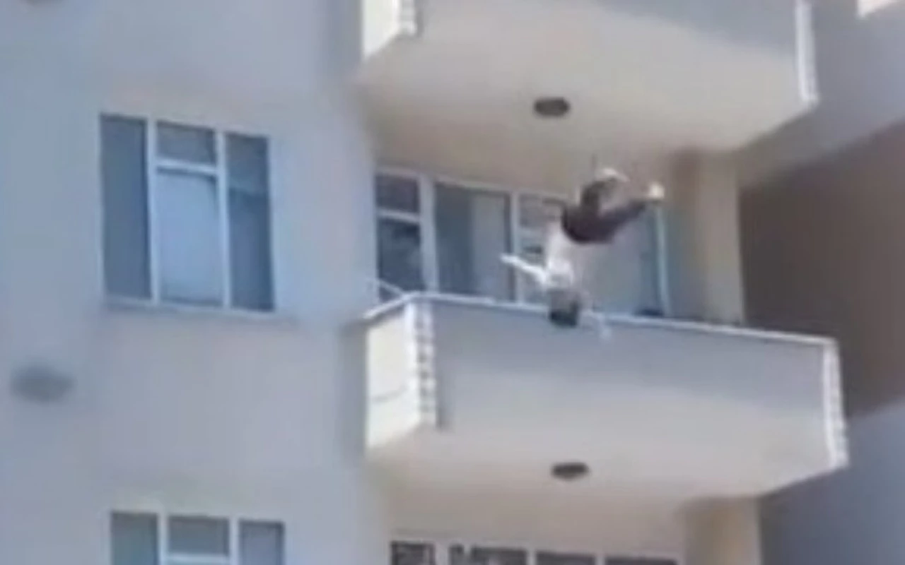 Kadın Çayırova’da 4. kattan atladı
