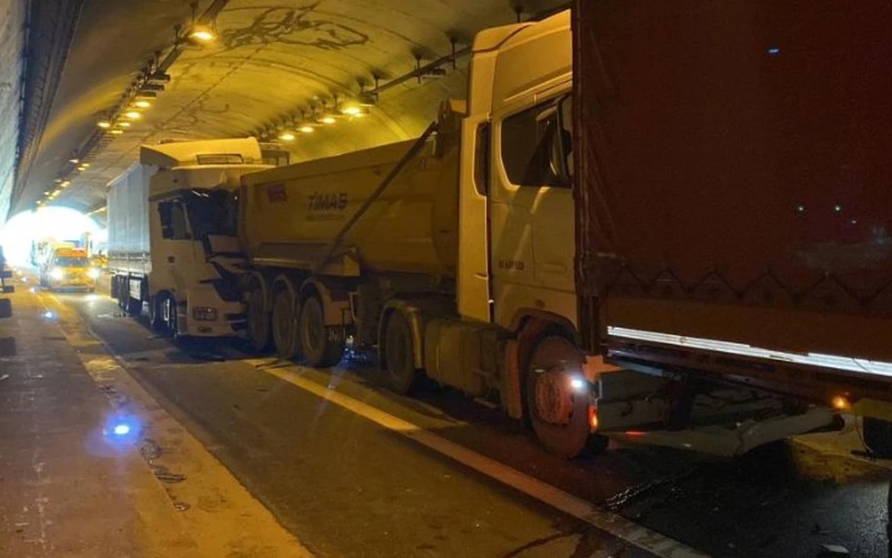 Gültepe Tüneli'nde zincirleme kaza 2 yaralı