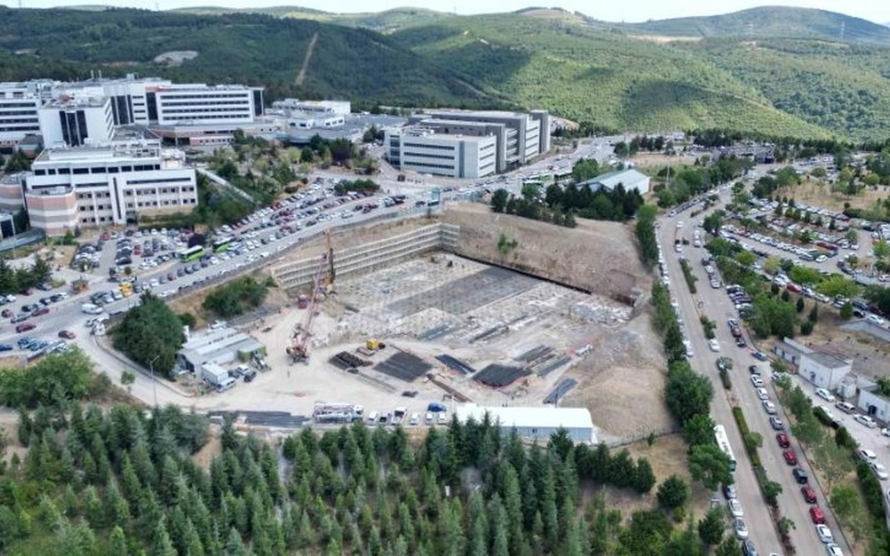 Umuttepe cami ve otopark projesi ilerliyor