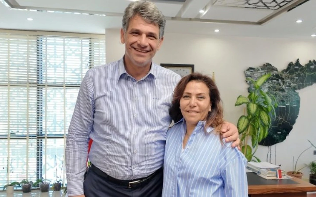 Şef Ayten Saner Başkan Kocaman’ı ziyaret etti