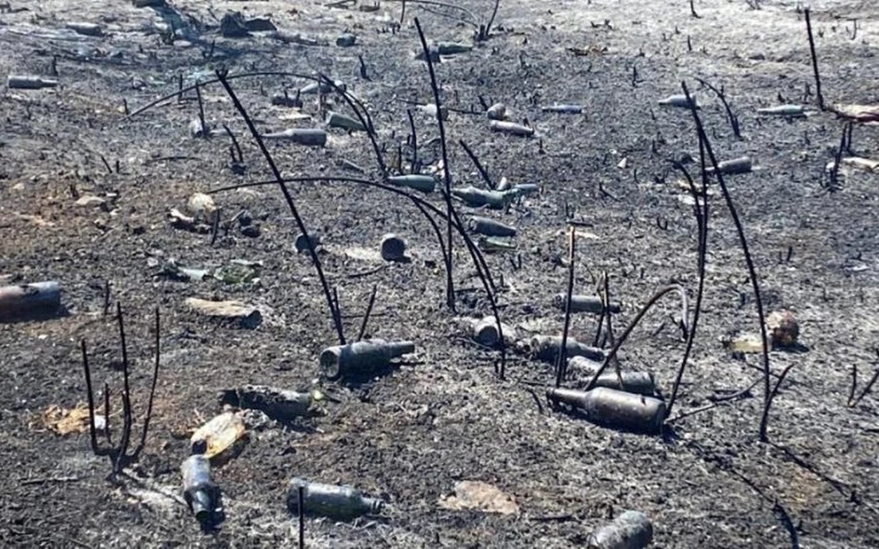 Kartepe’de çıkan yangın sonrası cam şişeler dikkat çekti