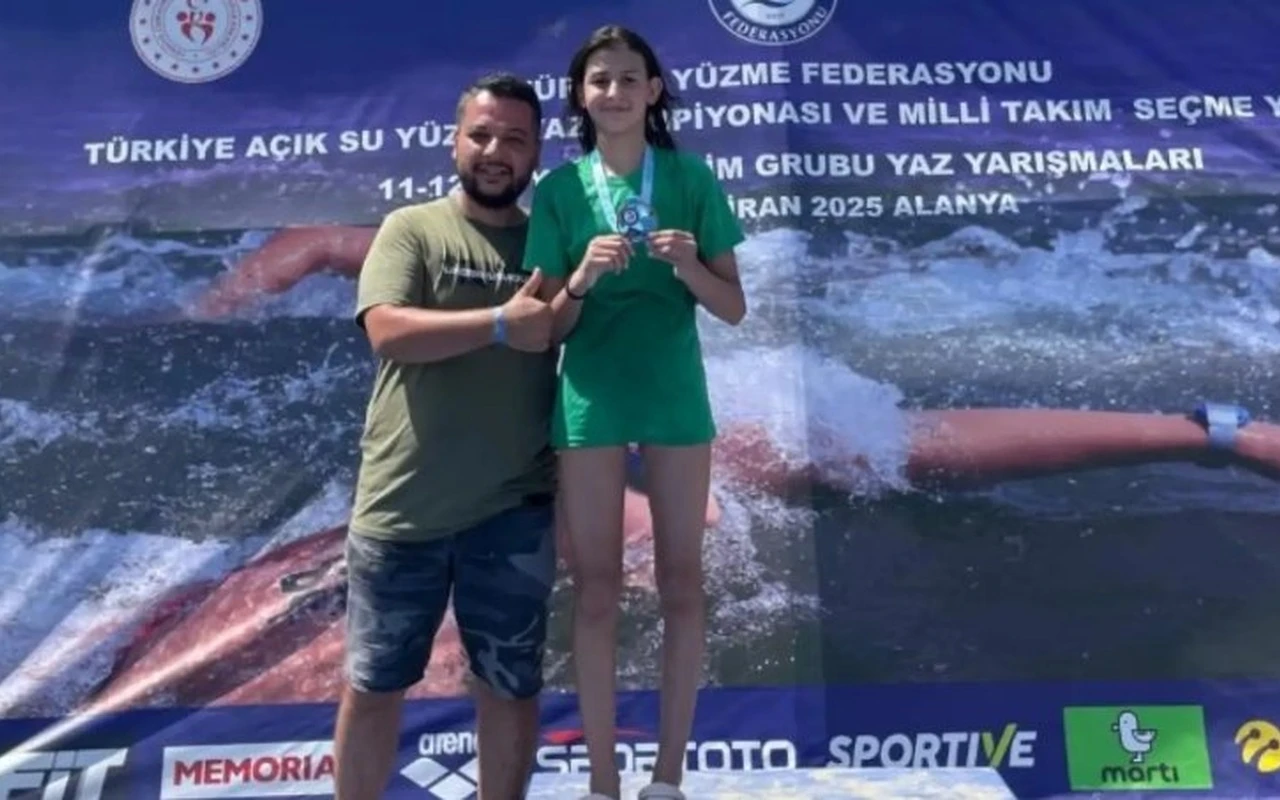 Kartepe Belediyespor yüzmede iki milli sporcu yetiştirdi