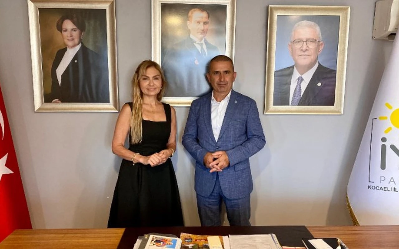 Sibel Edis İYİ Parti'ye resmen katıldı