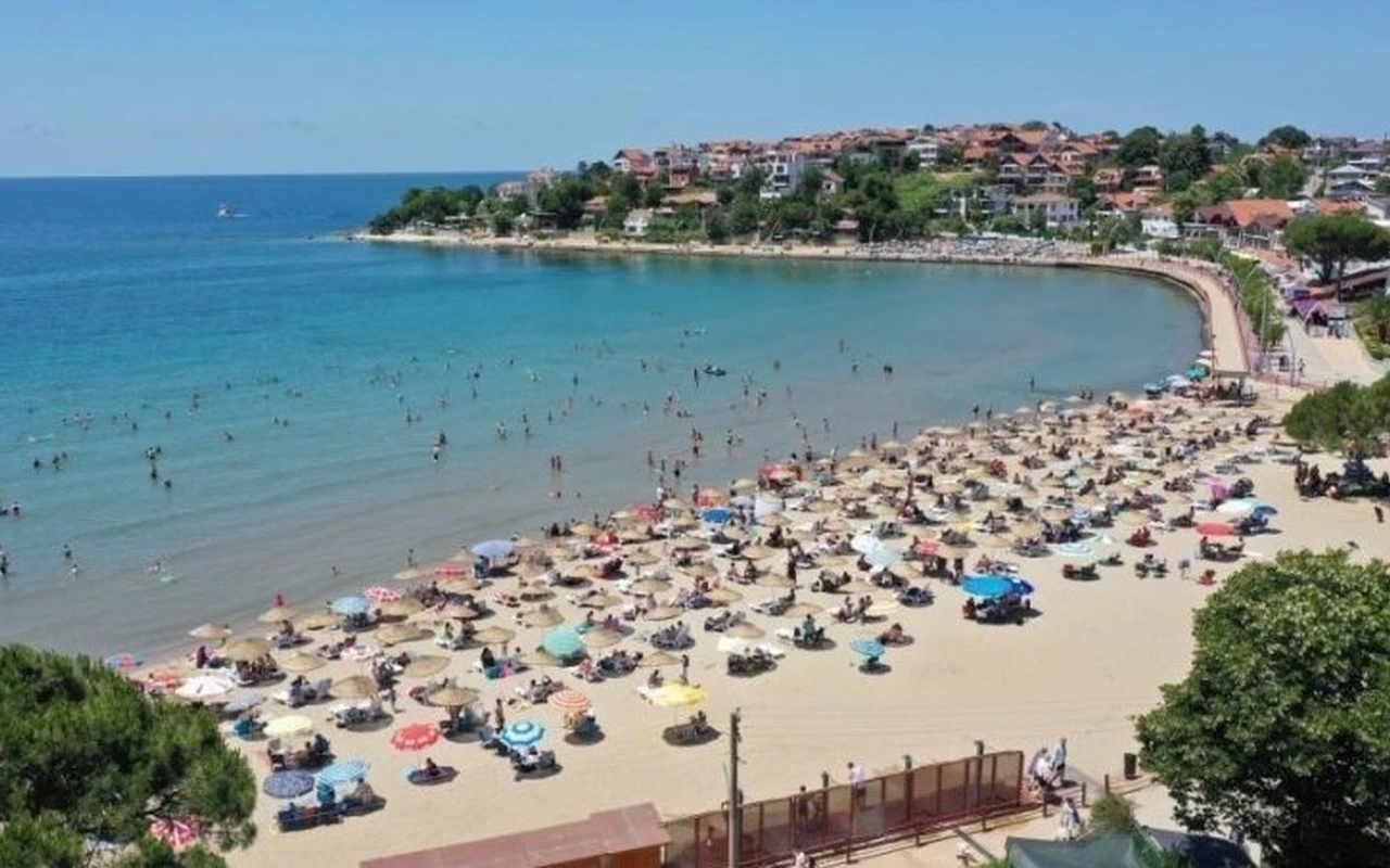 Kandıra’da 5 plajda deniz yasağı başladı