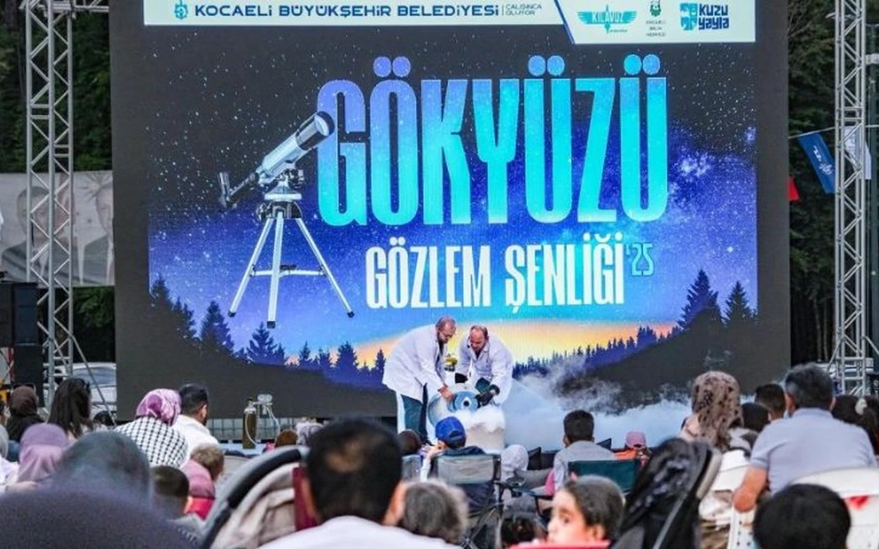 Kocaeli’de gökyüzü şenliği 12 bin kişiyi ağırladı