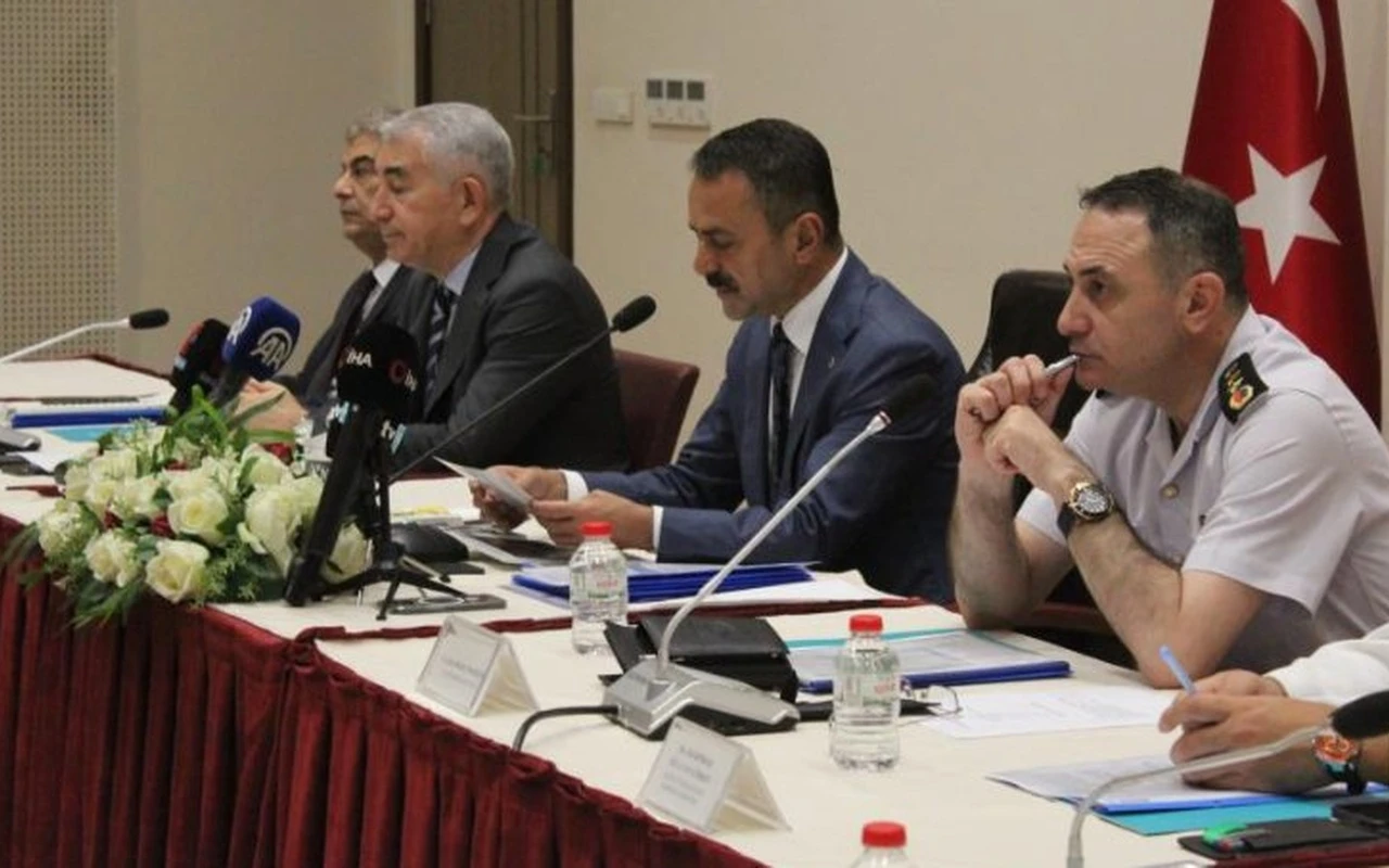 Kocaeli’de 2 suç çetesi çökertildi