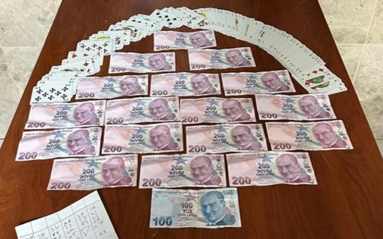 Kartepe’de kumar oynayan 5 kişiye ceza kesildi
