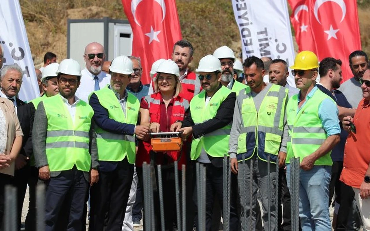 İzmit’te sokak hayvanları için barınak temeli atıldı