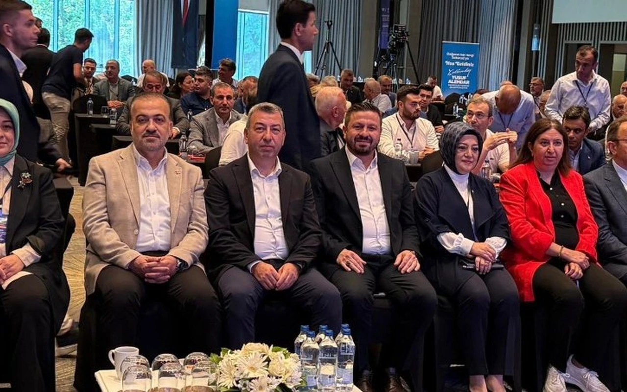 Yerel yönetimler bölge toplantısı yoğun katılımla gerçekleşti