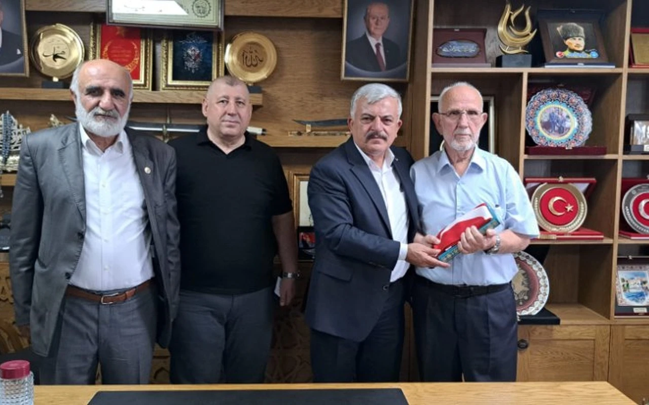Derinceli İmamlar MHP'ye Destek Ziyareti Gerçekleştirdi