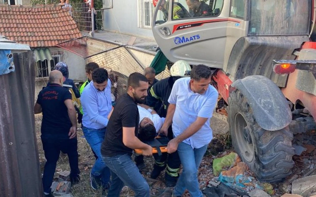 Kocaeli'de iş makinesi kontrolden çıktı, 4 yaralı