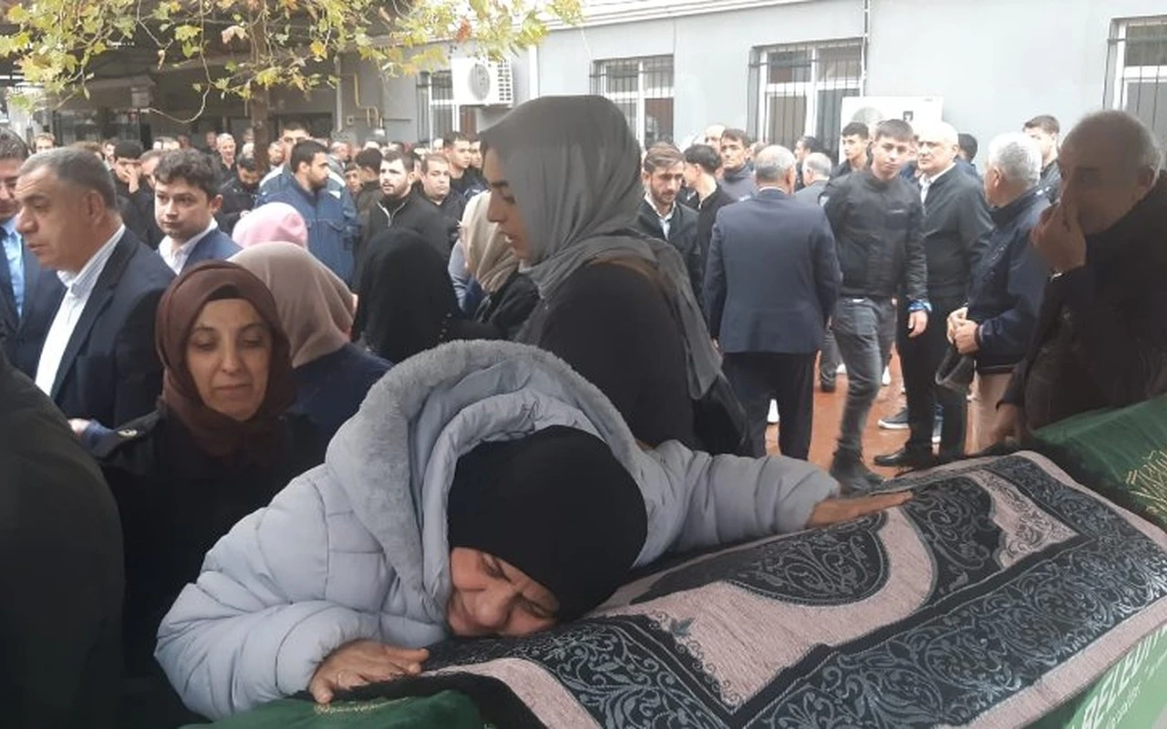 Körfez’de trafik kazası genci öldürdü