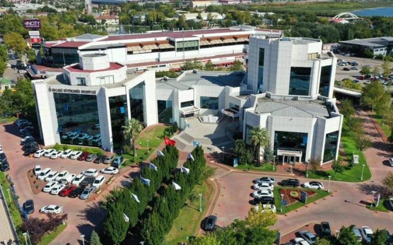 Kocaeli dar gelirli öğrencilere destek başlattı