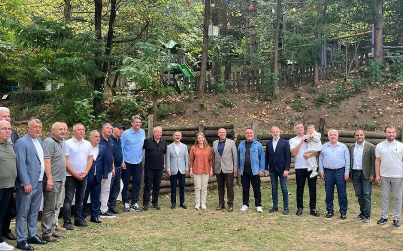 Kocaeli Artvinliler Başiskele’de kahvaltıda buluştu