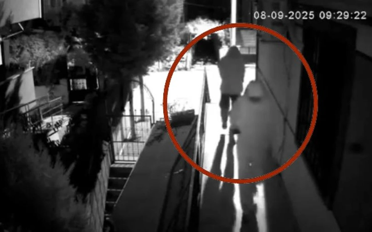 Kocaeli’de hırsızlar terlik bıraktı