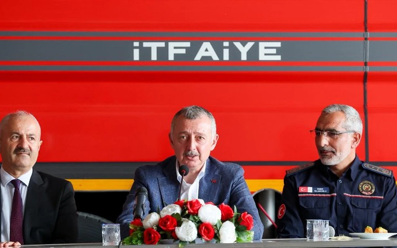 Büyükakın itfaiyecileri kahraman ilan etti