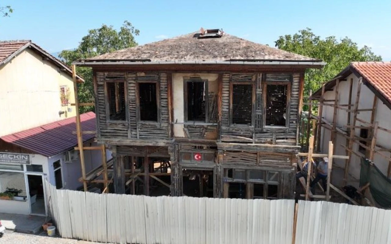 Kocaeli tarihi yapıyı restore ediyor
