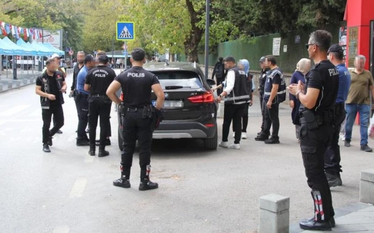 Kocaeli’de narkotik okul ablukası yaptı