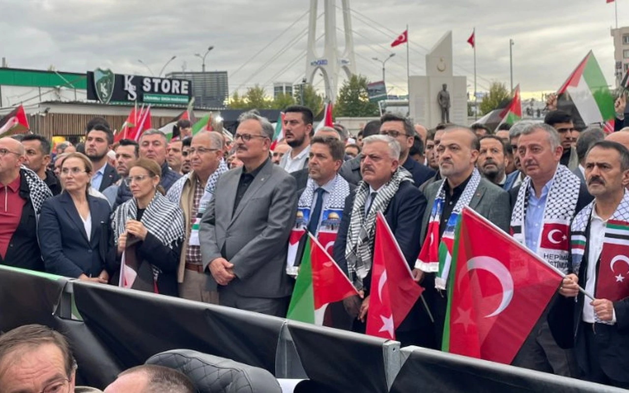 Kocaeli Gazze için dayanışma gösterdi