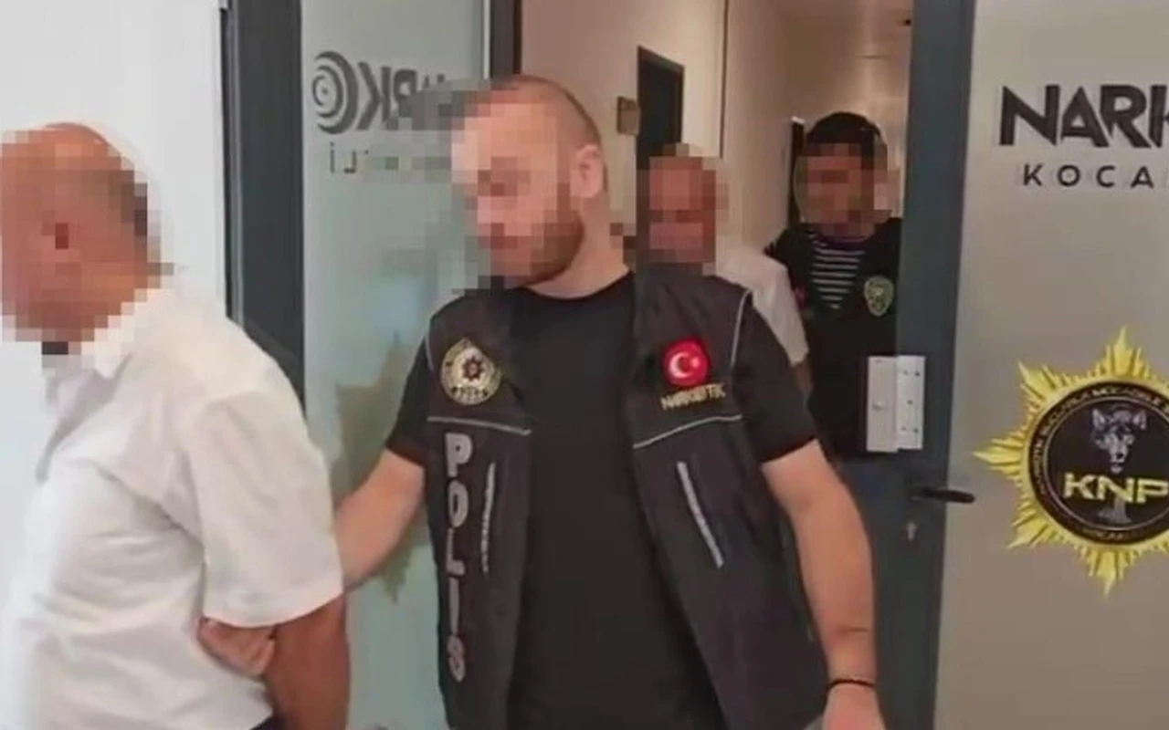 Pul biberde gizli eroin ele geçirildi