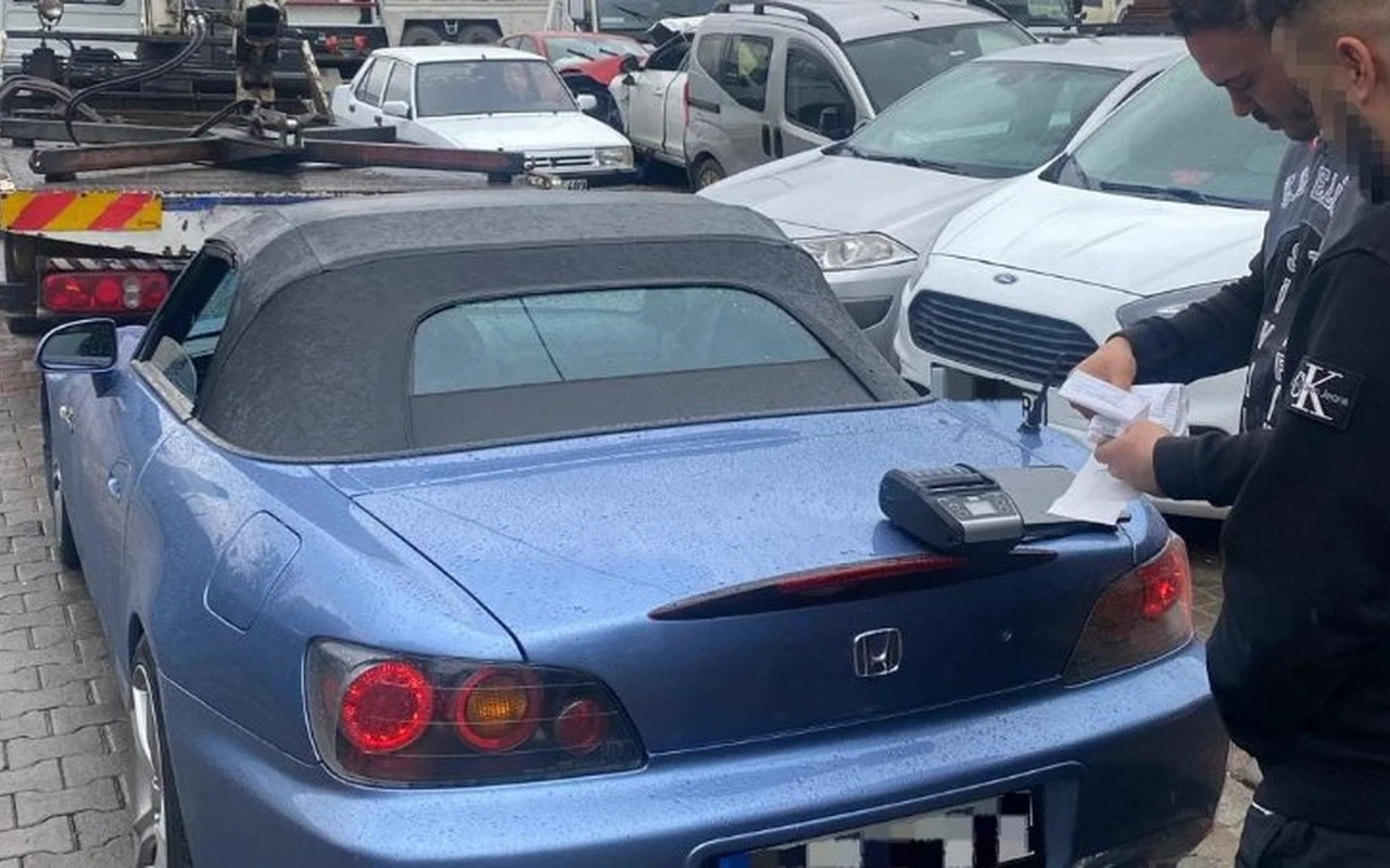 Kocaeli’de drift atan sürücü ceza aldı
