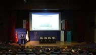 Düzce Üniversitesi'ndeki enerji çalıştayından çarpıcı tespit: Karbon çağı kapanıyor, hidrojen dönemi başlıyor