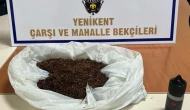 Bekçilerin dikkatinden kaçmadı: Düzce'de gece yarısı şüpheli şahısların üzerinden uyuşturucu çıktı