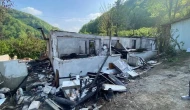Sakarya'da alevler tek katlı evi yuttu: Geriye küllerinden başka bir şey kalmadı