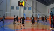 Voleybol turnuvasında şampiyon gençlik spor oOldu: Ödüller sahiplerini buldu