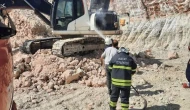 Altınözü’nde iş makinesi yangını: Hatay’da yangın büyümeden söndürüldü