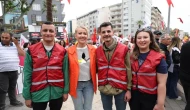 Denizli'de 1 Mayıs işçi bayramı: Yağış altında kutlandı