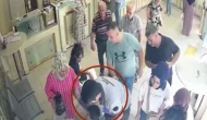 PTT şubesinde çocuğa Heimlich manevrası yapıldı