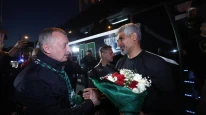 Kocaeli'de şampiyonluk ateşi: 16 yıl sonra Süper Lig'e dönen Kocaelispor meşalelerle karşılandı