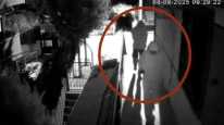 Kocaeli’de hırsızlar terlik bıraktı