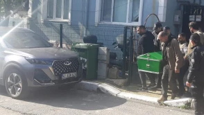 Körfez'de kadın eşi tarafından bıçaklandı