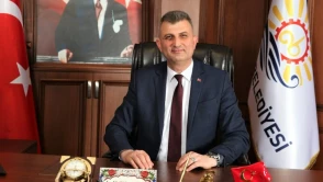 Gölcük belediye başkanı öğretmenler günü kutladı