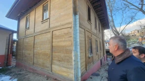 Gölcük'te tarihi Nüzhetiye Camii restorasyonu devam ediyor