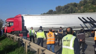 Kocaeli Tem otoyolunda tır karşı şeride geçti