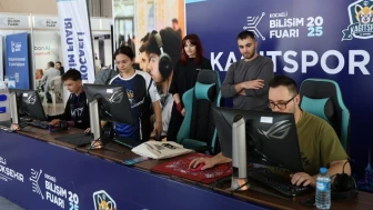 Kocaeli Bilişim Fuarı yoğun ilgi gördü