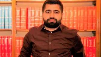 İzmit’te baba Binali Aksu düşerek öldü