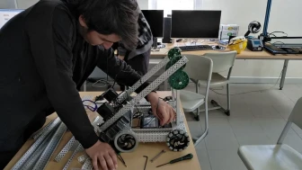 Darıca'da VEX robot yarışması teknoloji rüzgarı estiriyor