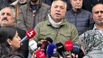 Dilovası'nda yangında hayatını kaybedenlerin yakınları SGK önünde açıklama yaptı