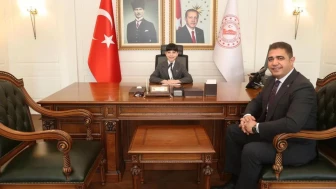 Düzce Valiliği'nde tebessüm ettiren değişim: Çocuk Vali, Alemdaroğlu'na talimat yağdırdı