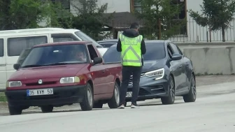 Mudurnu'da trafik denetimi: Ehliyetsiz sürücülere 39 bin liralık ceza