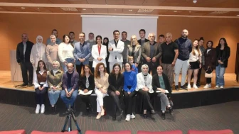 "Sahte Bal Şoku! Profesörden Zehir Uyarısı"